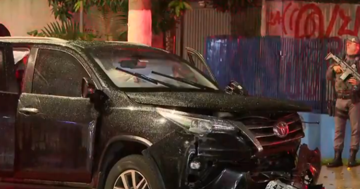 PM e criminosos trocam tiros em avenida movimentada em área nobre de SP