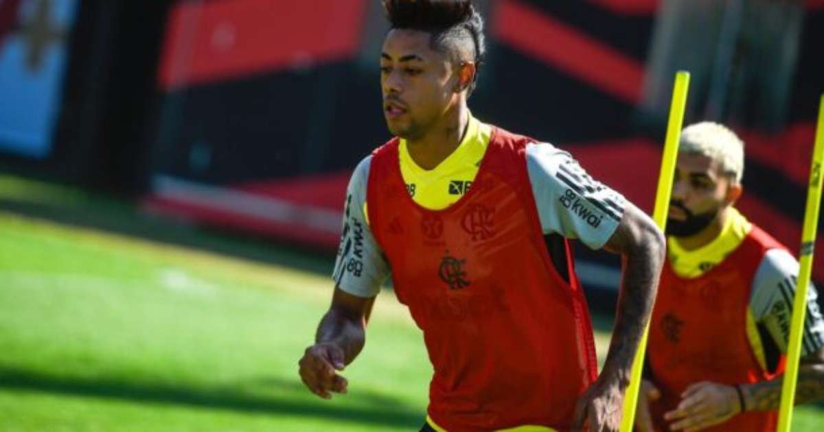 Bruno Henrique afirma inocência em pronunciamento ao STJD.
