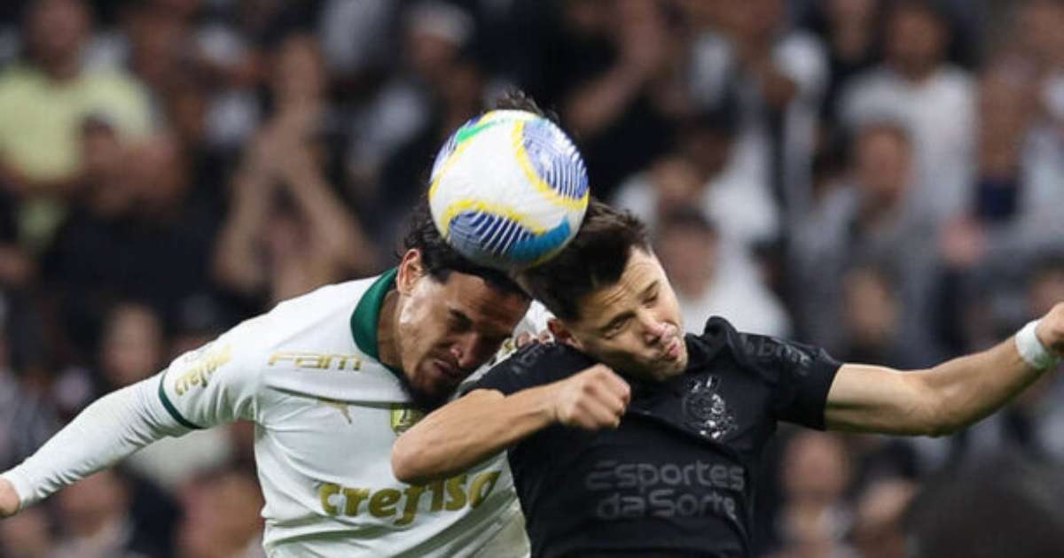 PALMEIRAS SE COMPLICA NA LUTA PELO TÍTULO! Derrota para o Corinthians deixa equipe à beira do desespero!