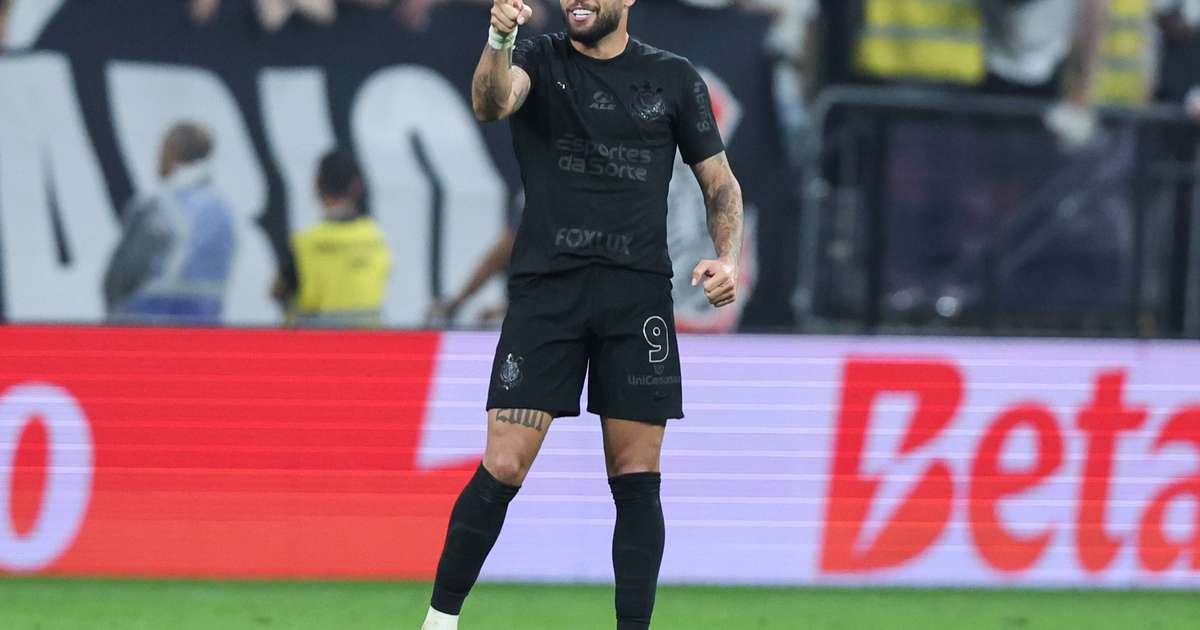 Corinthians vence clássico e Yuri Alberto se engana com cabeça de porco