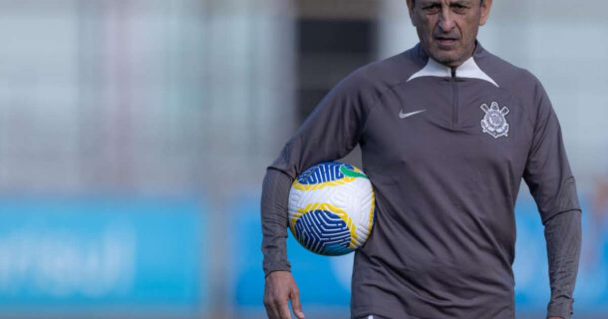 Ramón Díaz terá que ajustar defesa do Corinthians; confira escalação provável.