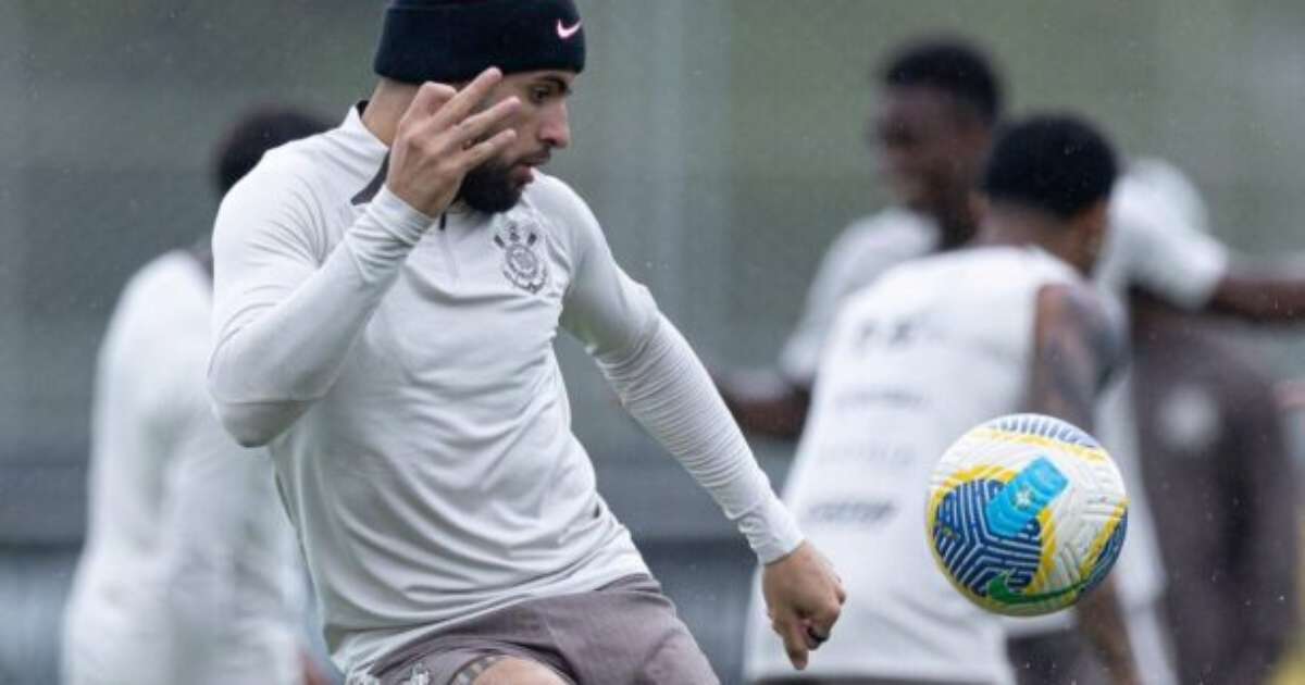 Corinthians ajusta estratégia para confronto com o Vitória