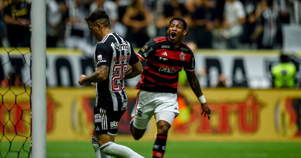 Plata se emociona ao marcar gol do título do Flamengo: muito contente.