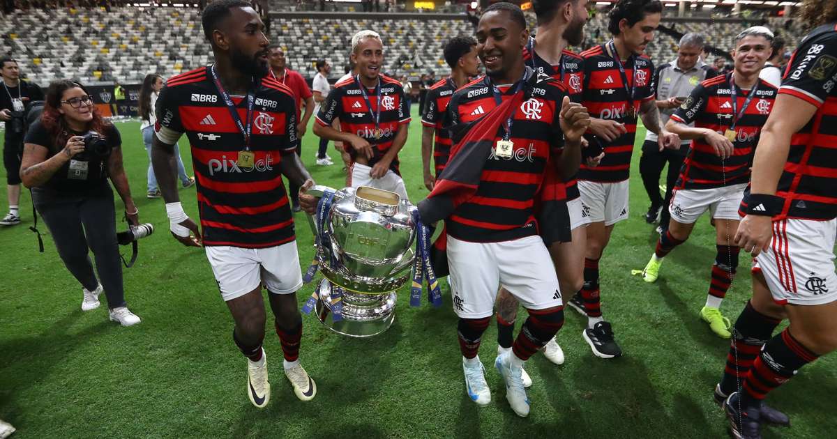 Gerson sugere precaução ao enfrentar Flamengo após saída de Gabigol
