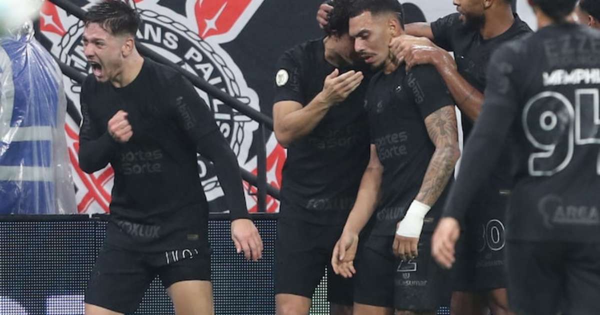 corinthians precisa garantir vaga na libertadores 2025 com mudanças estratégicas.