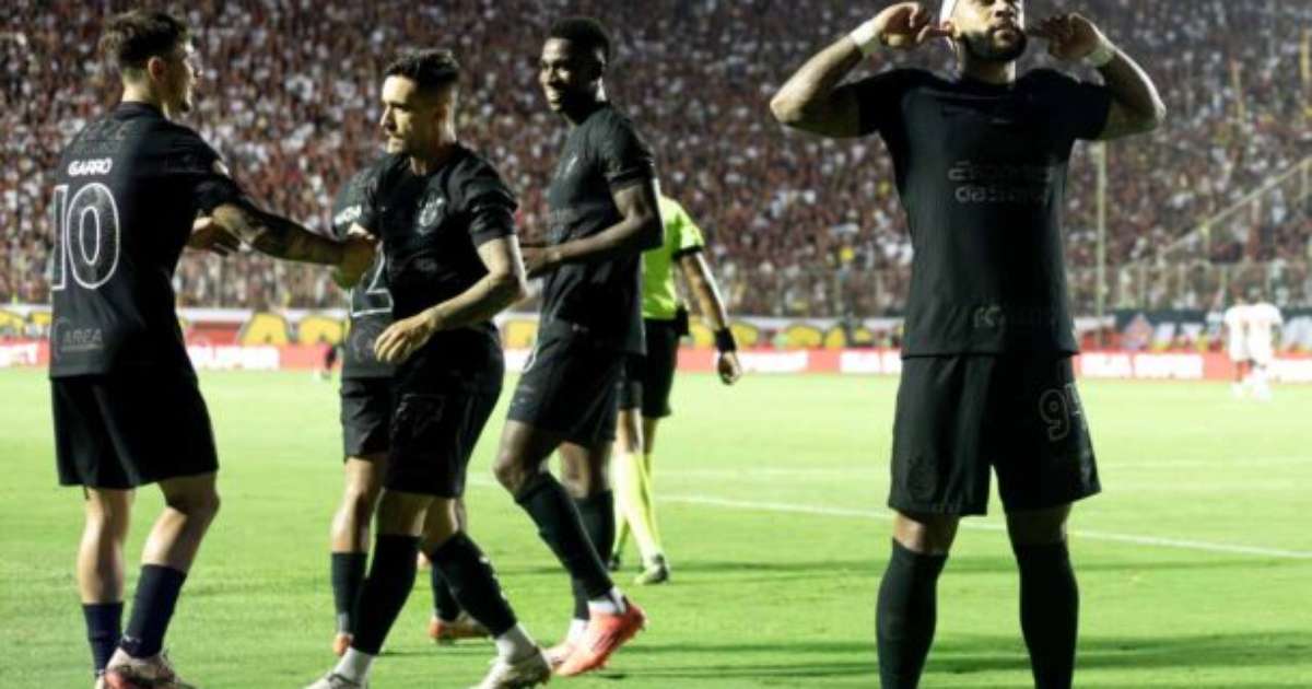 Efeito Depay: corinthians supera líder em desempenho com holandês em campo