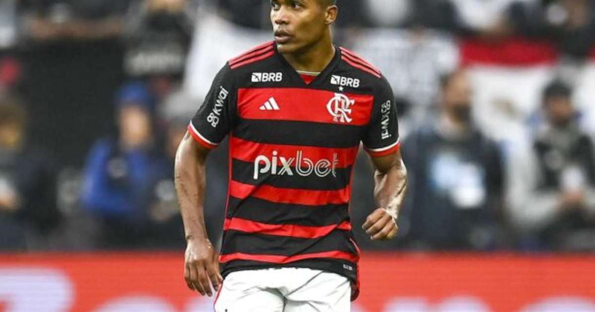 Alex Sandro elogia Flamengo e destaca oportunidades perdidas no empate.