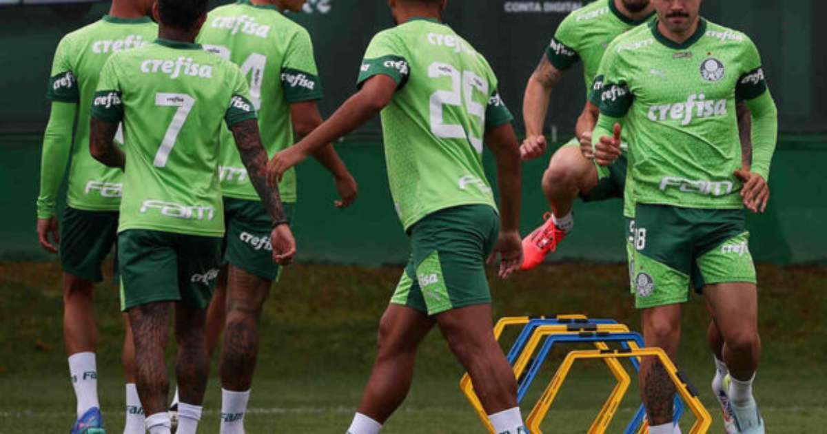 Palmeiras avalia começar Paulistão com equipe alternativa por preparação estendida.