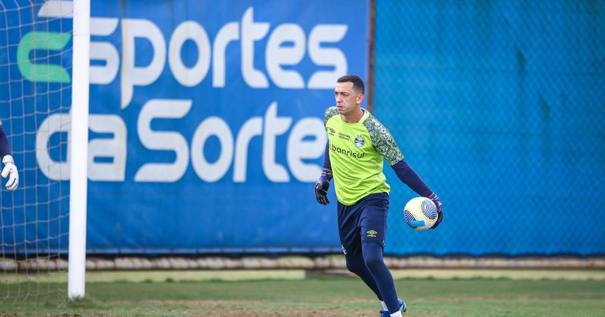 Grêmio finaliza preparação para duelo contra o Juventude