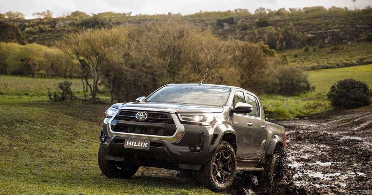 Toyota Hilux e SW4 ficam até R$ 4.600 mais caros em todas as versões; confira
