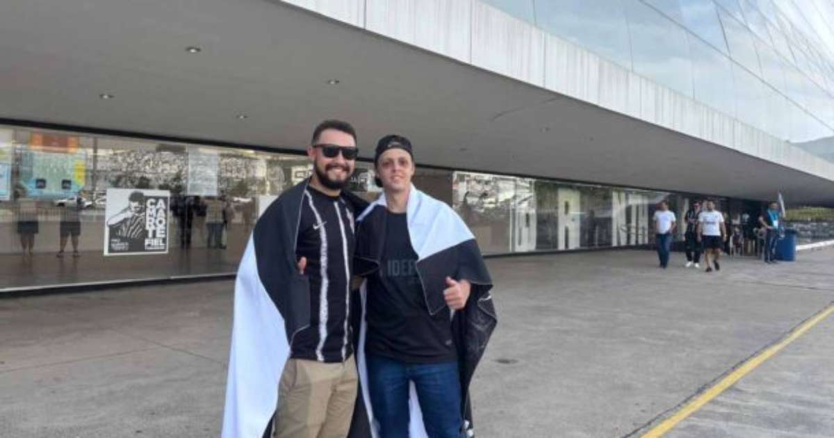 Torcida do Corinthians Define Novo Treinador Para Temporada de 2025