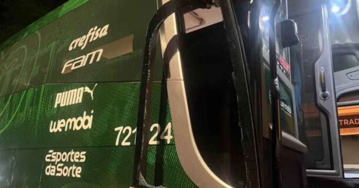 Apedrejamento de ônibus do Palmeiras Feminino em São Paulo