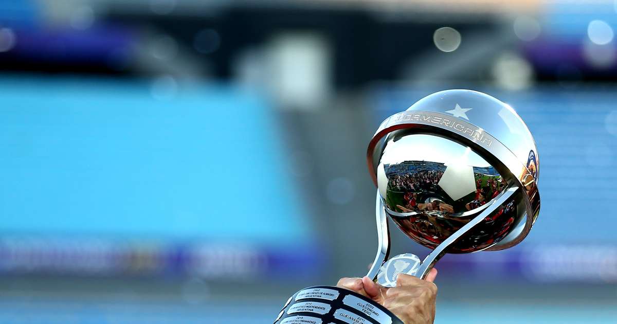 Cruzeiro lucra com vice da Copa Sul-Americana mesmo após derrota no jogo final.