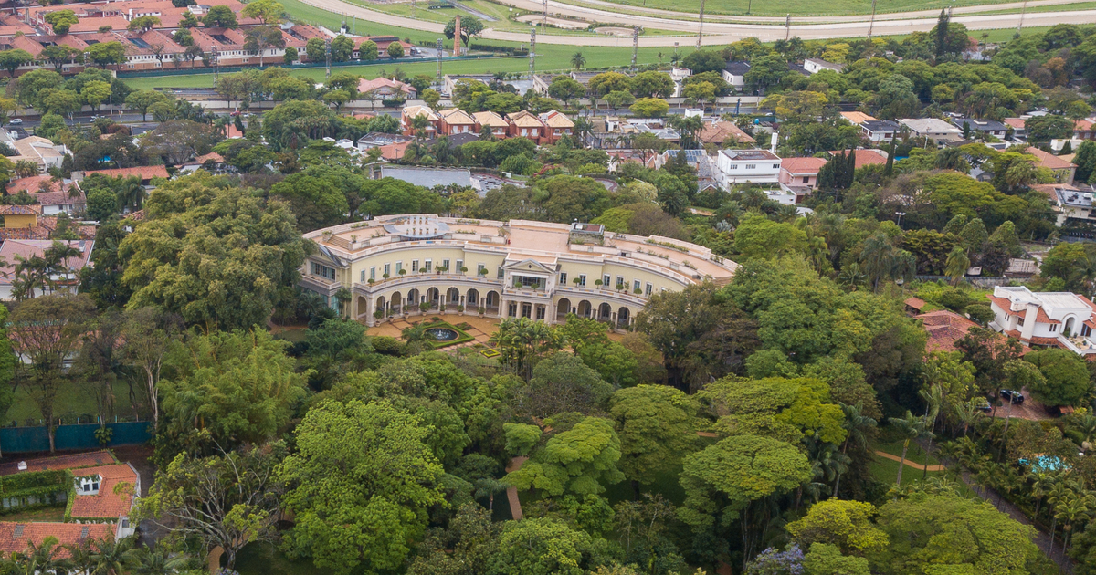 Mansão da família Safra, em São Paulo, é uma das maiores do mundo ...