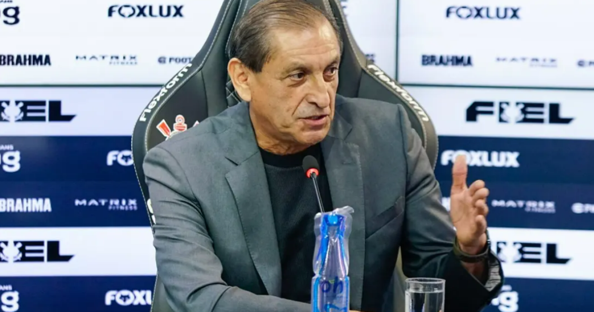 Ramón Díaz analisa desempenho na Libertadores e elogia arrancada do Corinthians.