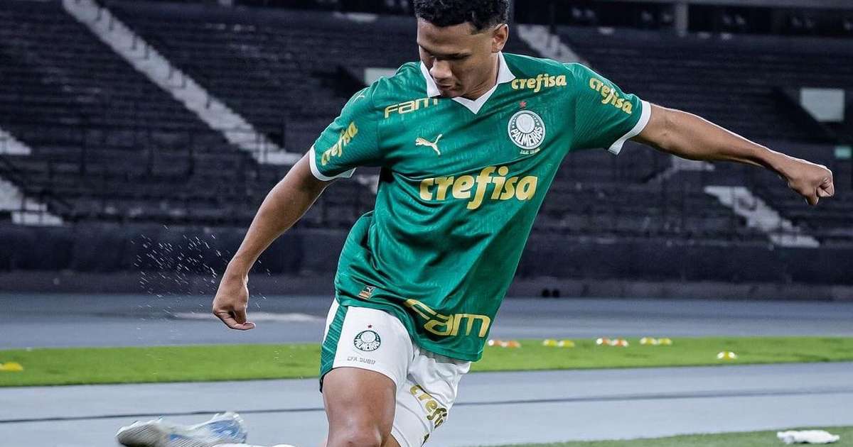 Lucas Gabriel destaca desempenho de destaque na temporada do Palmeiras Sub-17.