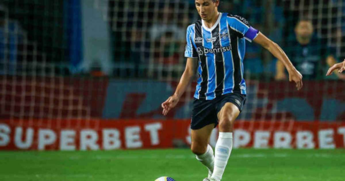 Renato sugere retorno de Geromel ao time titular do Grêmio.