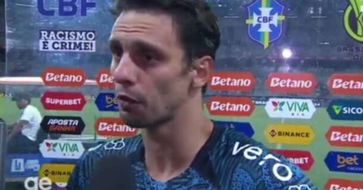 Frustração do Elenco com Temporada do Grêmio: Comentário de Rodrigo Caio