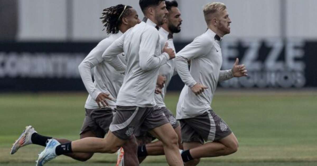 Corinthians mantém elenco focado em meio a briga política no clube