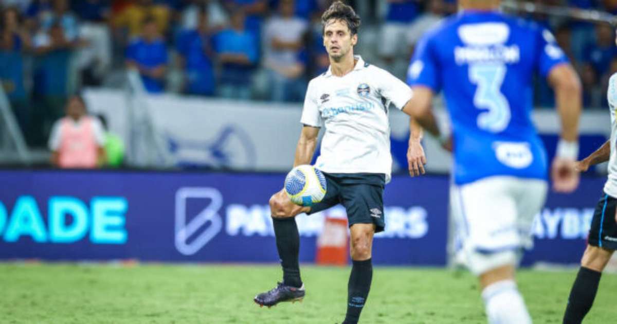 DOR DE CABEÇA! Após grande atuação, Rodrigo Caio gera indecisão para Renato Gaúcho decidir a escalação