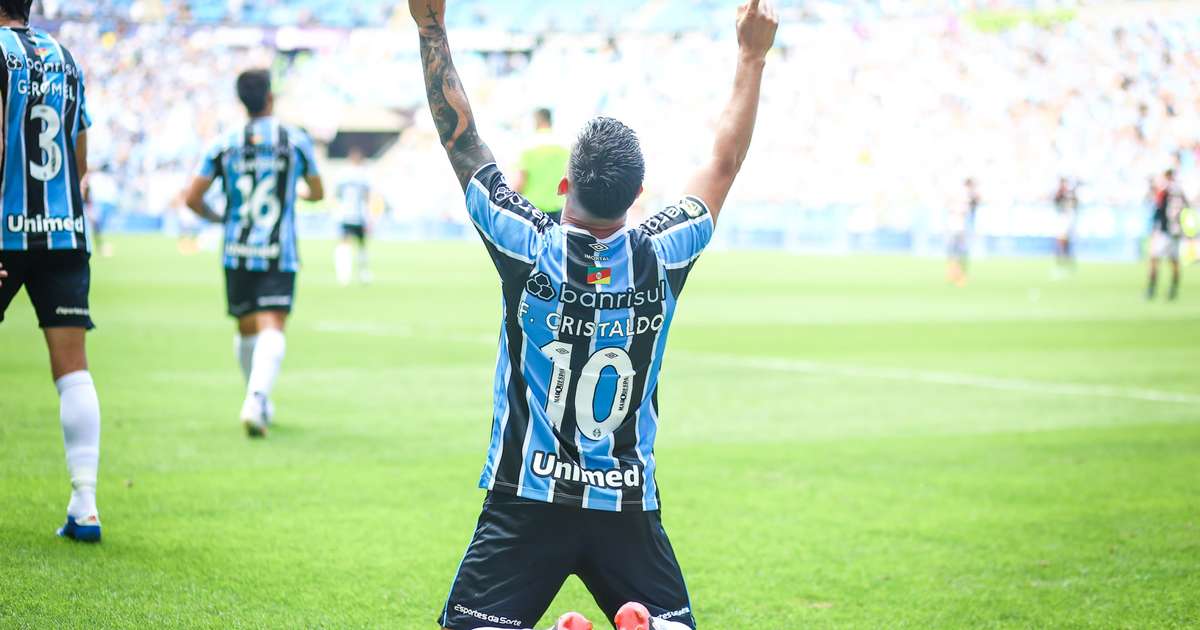 Grêmio vence São Paulo e se distancia do Z-4 no Brasileirão.