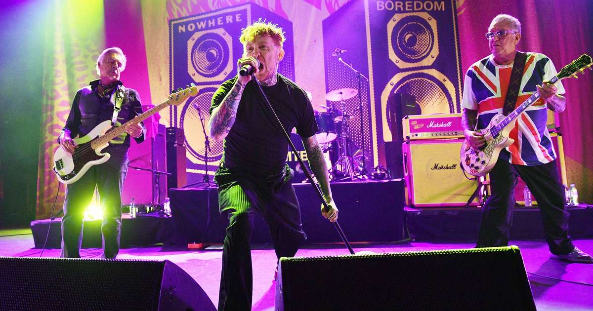Sex Pistols voltou? Entenda como eles foram parar no The Town 2025