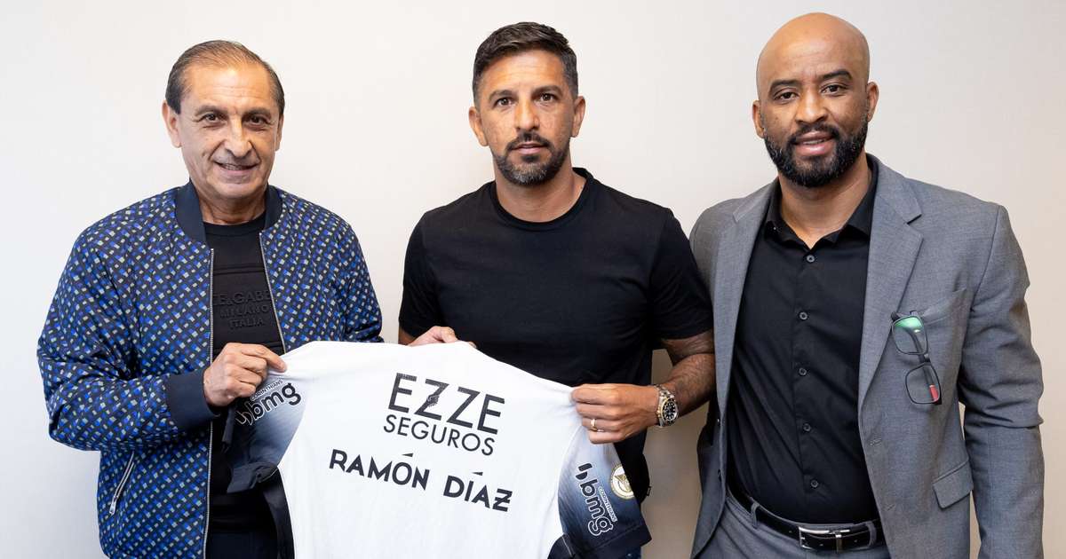 Fabinho Soldado decide futuro da comissão técnica no Corinthians.