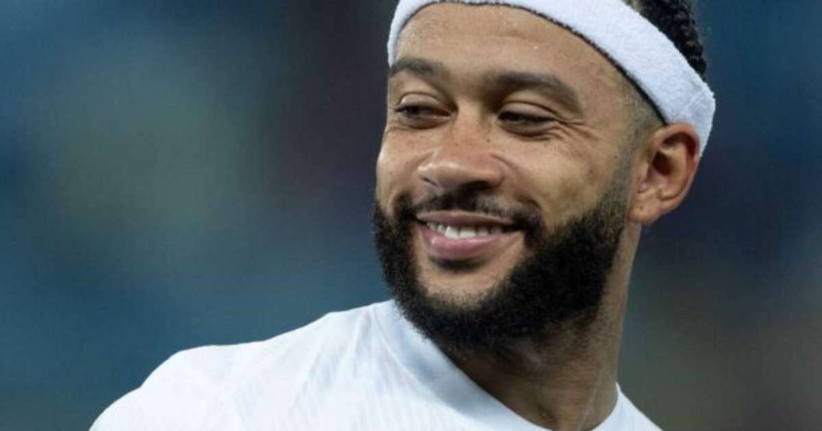 Corinthians animado com desempenho do Memphis e busca reforços de peso