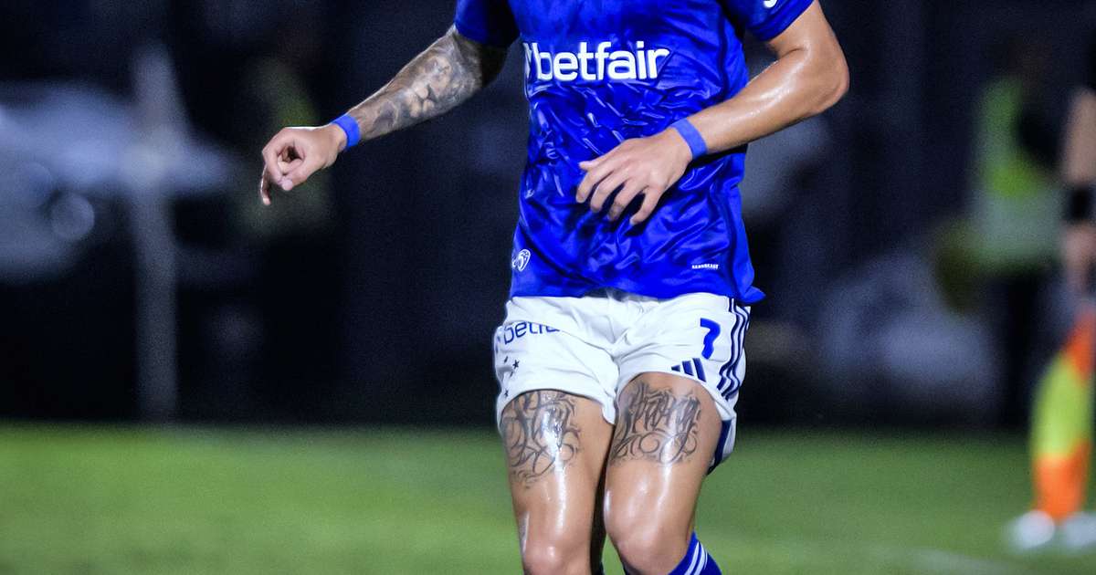 Negociações em Andamento: Mateus Vital Próximo de Deixar o Cruzeiro rumo ao México