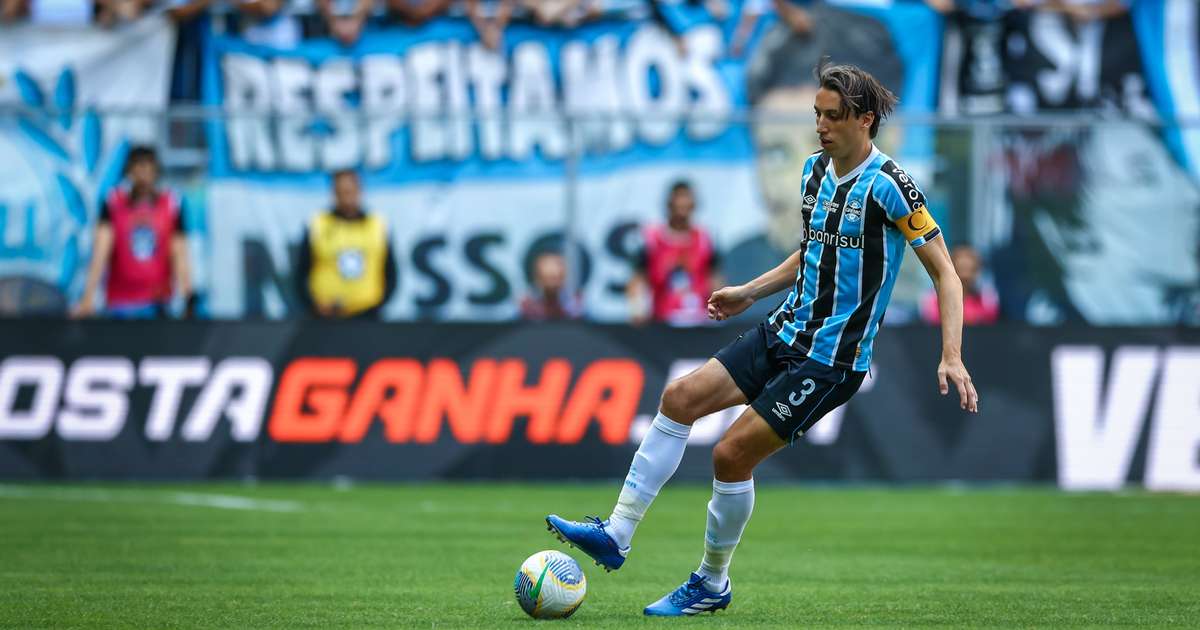 DUELO MARCANTE! Geromel encerra carreira no Grêmio após mais de uma década: um privilégio