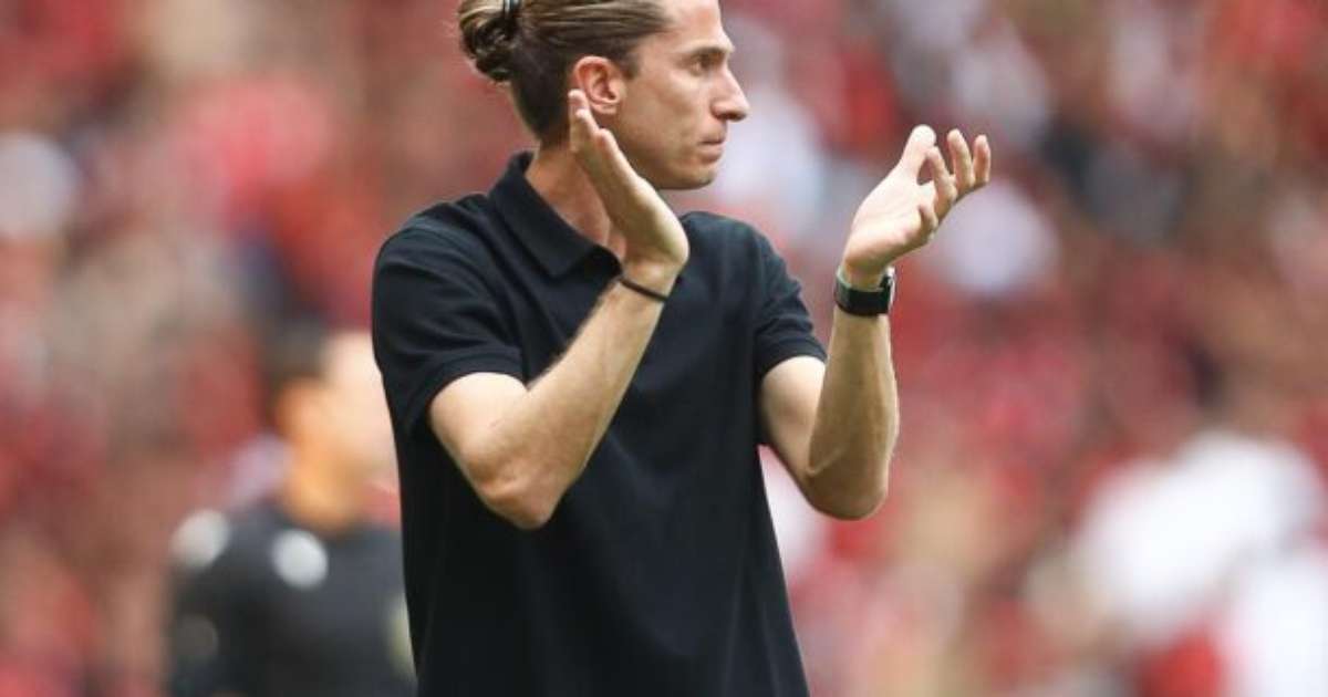 Presidente afirma permanência de Filipe Luís no Flamengo até 2025