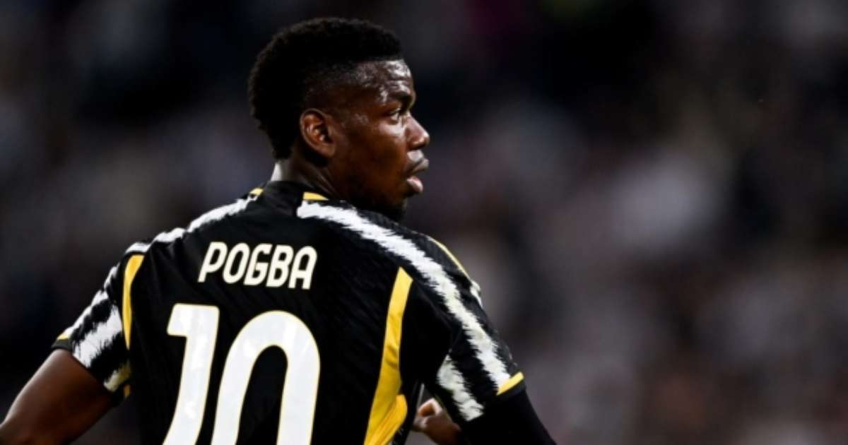 Pogba demonstra interesse em jogar no Corinthians ao lado de Memphis