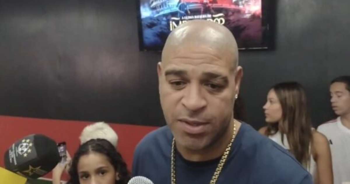 Emoção de Adriano marca jogo de despedida no mundo do futebol