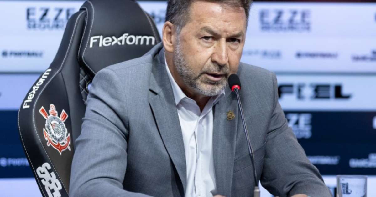 CAMPEÃO DO MUNDO NO TIMÃO! Augusto Melo comenta possível chegada de Pogba ao Corinthians.