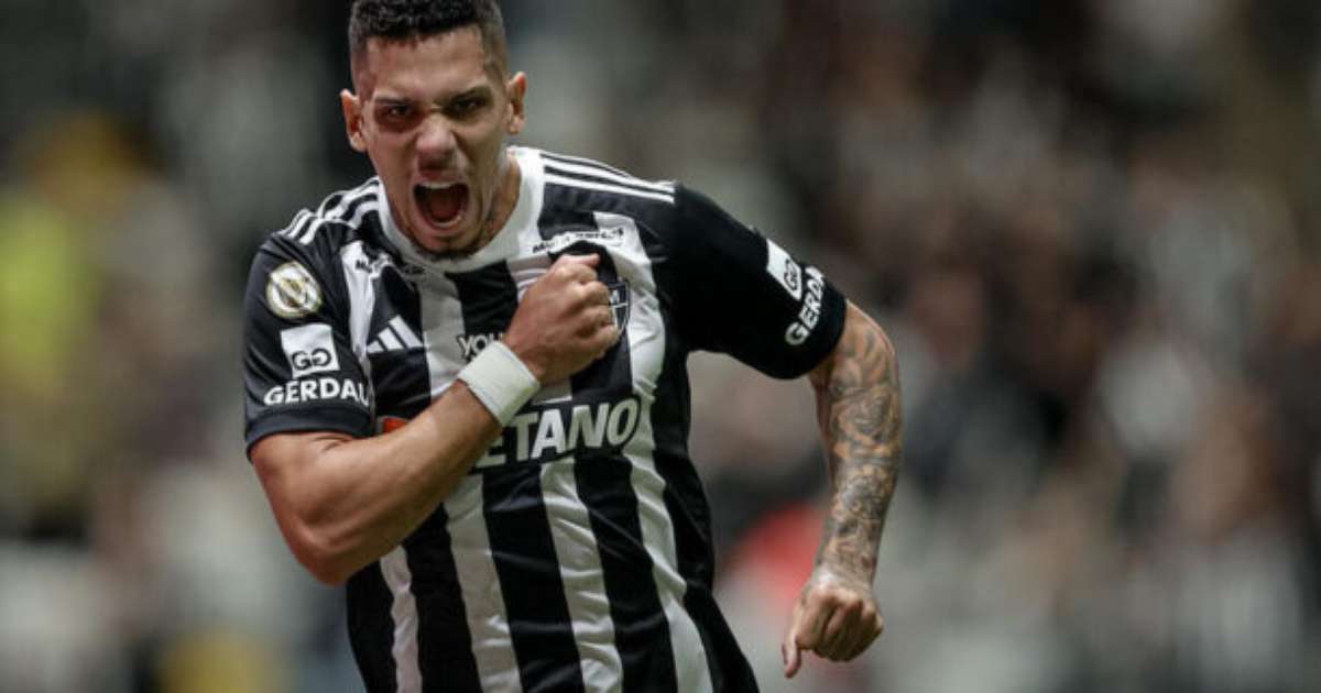 Palmeiras define acordo de contrato com Paulinho e anúncio é iminente.