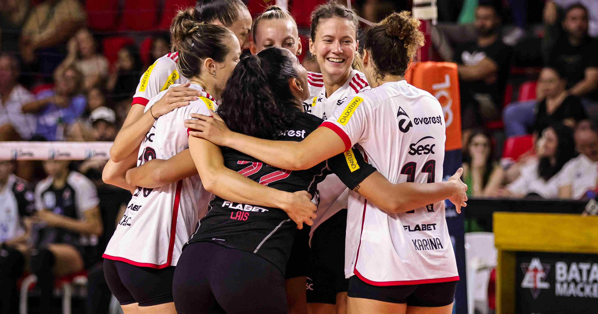 Sesc Flamengo vence na Superliga Feminina de Vôlei para encerrar o ano com chave de ouro.