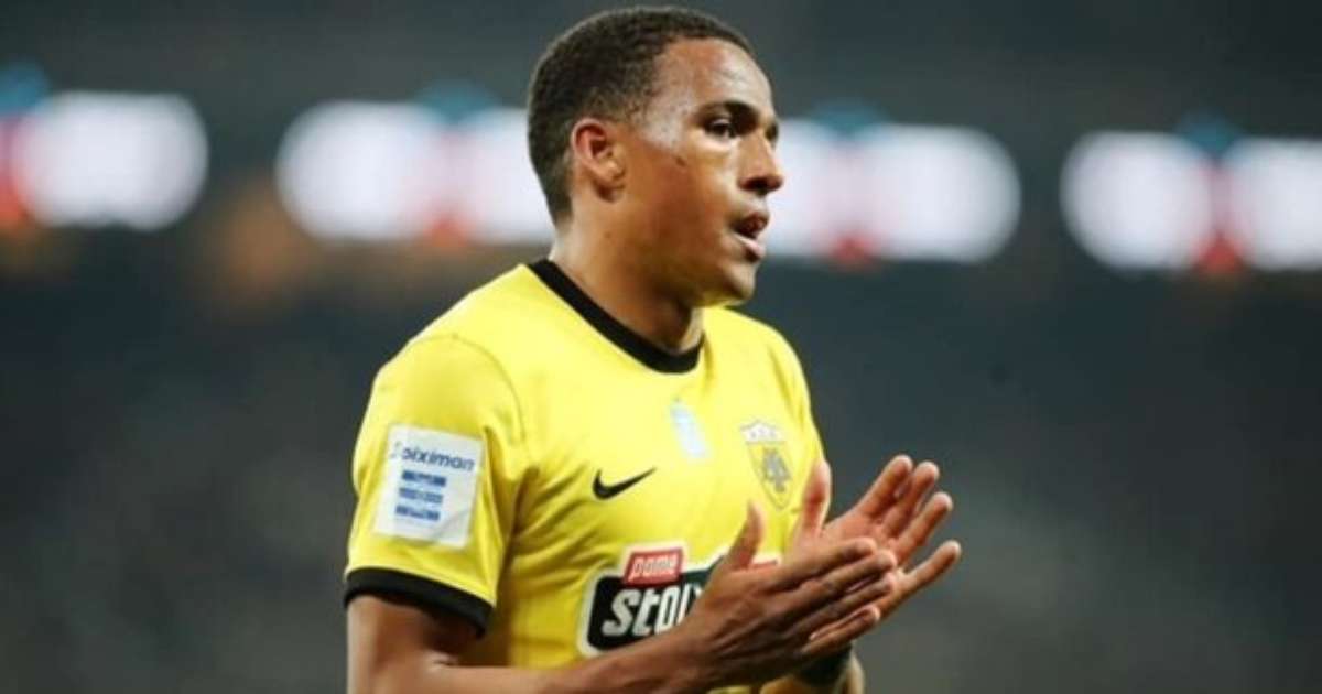 Grêmio busca contratação de atacante sueco atuante na Grécia