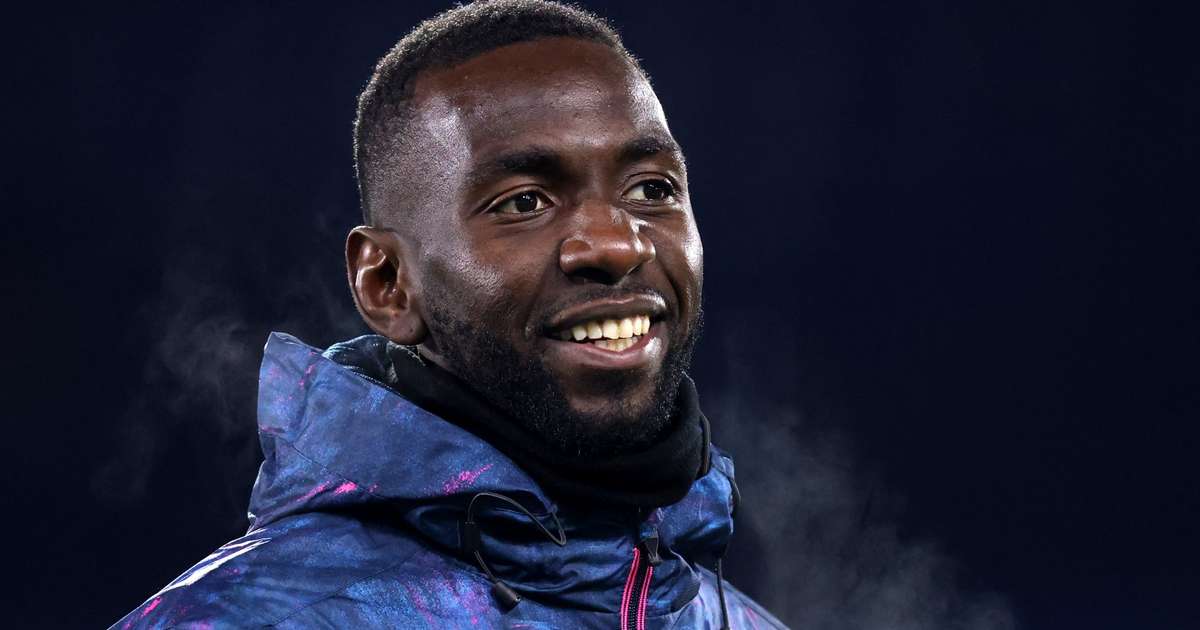 Bolasie elogia treinamento de Fernando Diniz no Cruzeiro