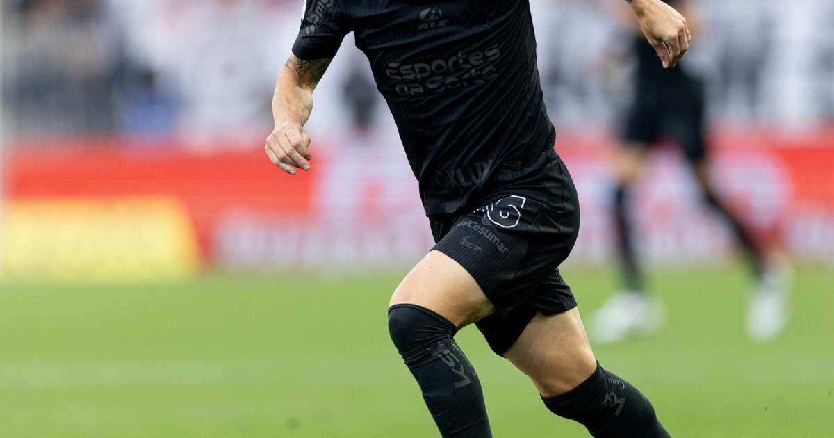ADEUS! Corinthians negocia saídas de atacante e volante para novos clubes