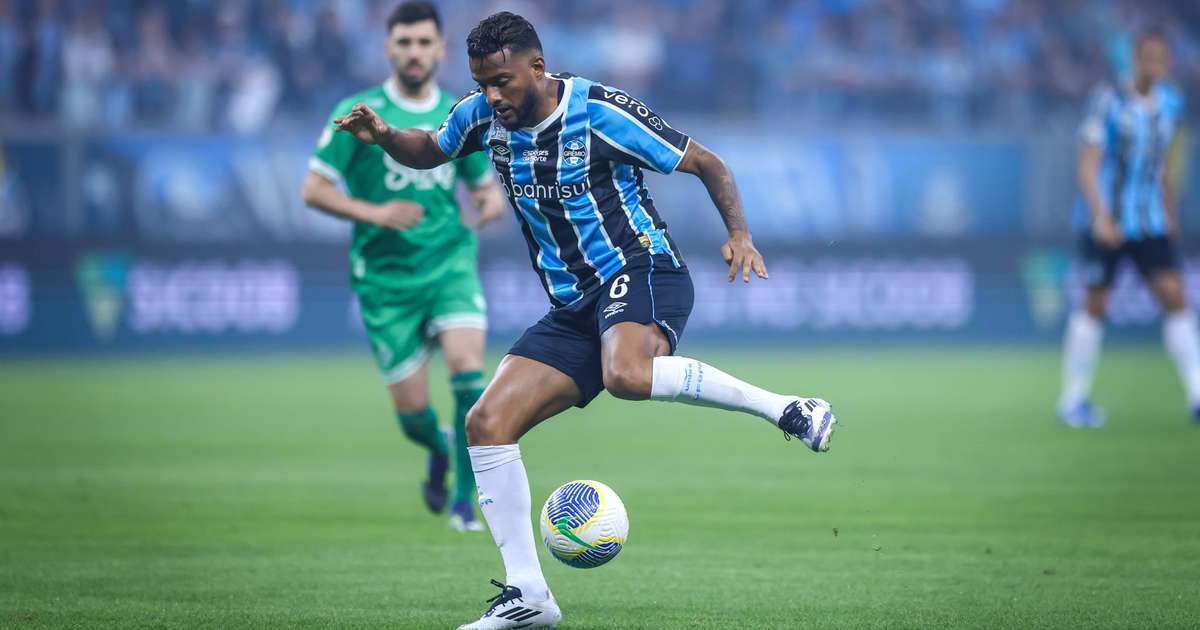 Reinaldo se despede do Grêmio: fim de uma era no clube.
