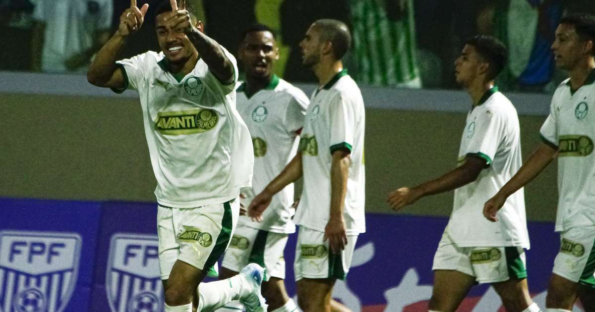 Palmeiras goleia Santa Cruz-AC e classifica-se para a próxima fase da Copinha.