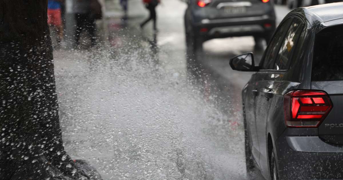 Inmet emite alerta laranja para chuvas intensas em SP e mais 9 Estados; veja previsão