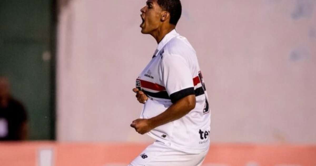 São Paulo goleia Picos por 7 a 0 e avança na Copinha