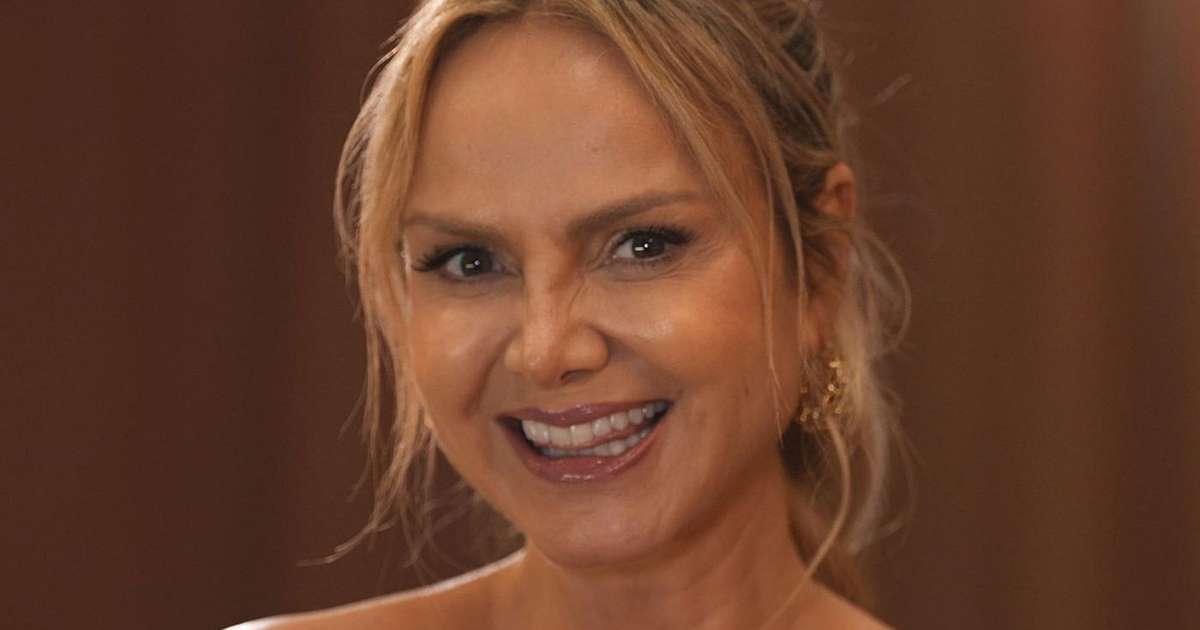 إليانا تغير ملابسها على مسرح “The Masked Singer Brasil 2025” وتهز الويب: “مررت بهذا…” إليانا تغير ملابسها على مسرح “The Masked Singer Brasil 2025” وتهز الويب: “مررت بهذا…”