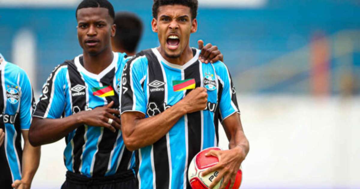 CLASSIFICAÇÃO GARANTIDA! Grêmio avança na Copinha após jogo disputado!