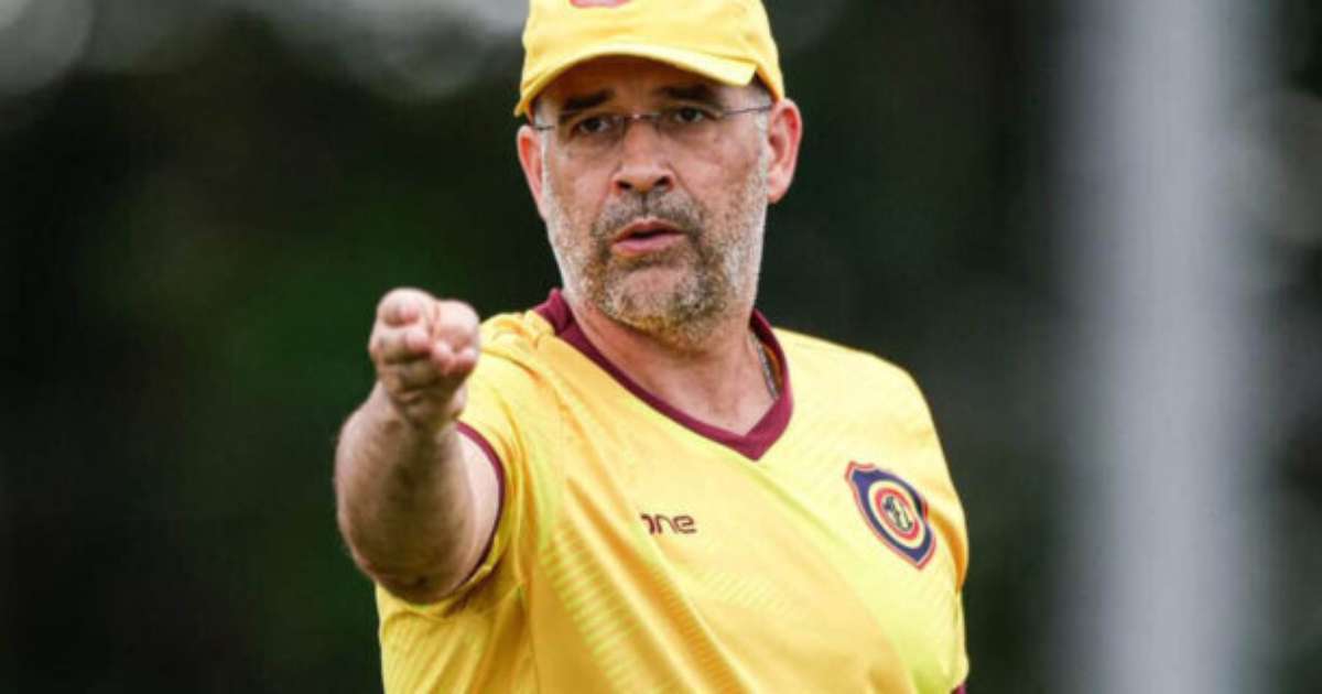 Técnico do Madureira conhece bem o Flamengo: preparação para o confronto.