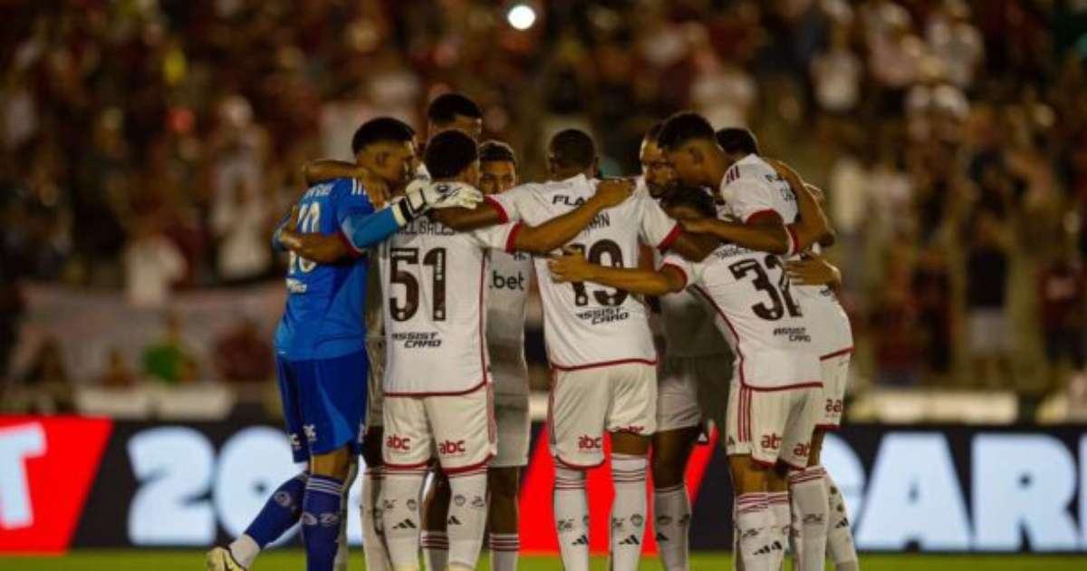 FLAMENGO TROPEÇA NOVAMENTE! Time alternativo sofre críticas após empate frustrante no Carioca!