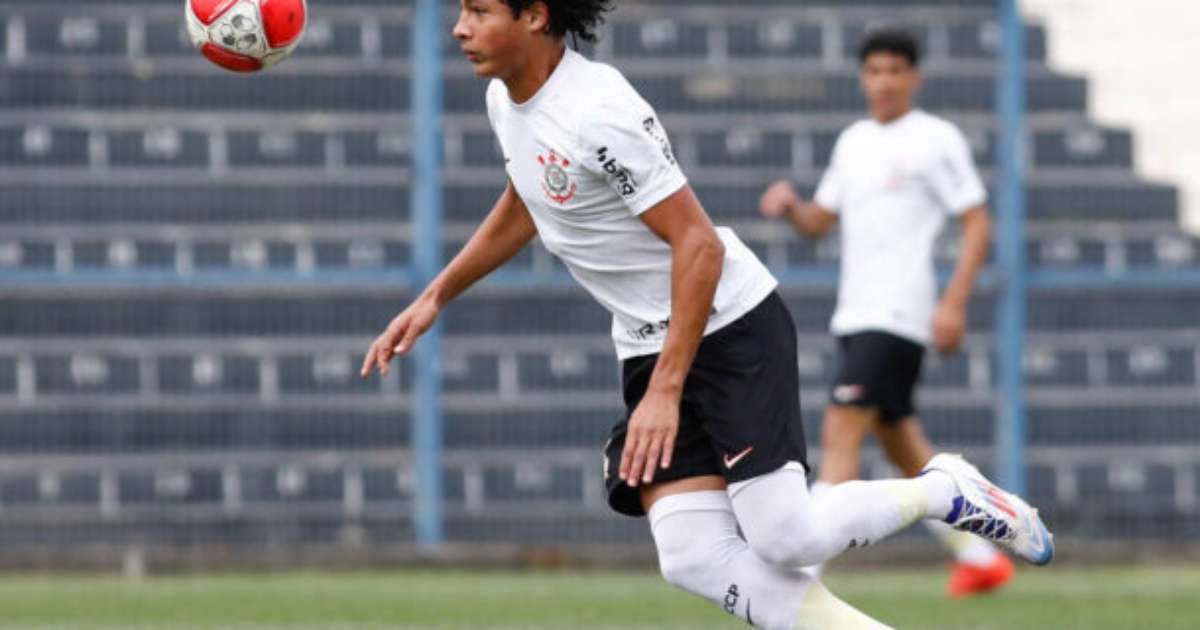 Corinthians mantido no torneio Sub-15; 13 clubes abandonam após aliciamento.