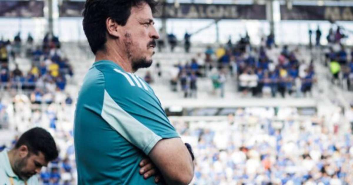 Evolução do Cruzeiro é elogiada por Diniz após clássico: Jogamos bem