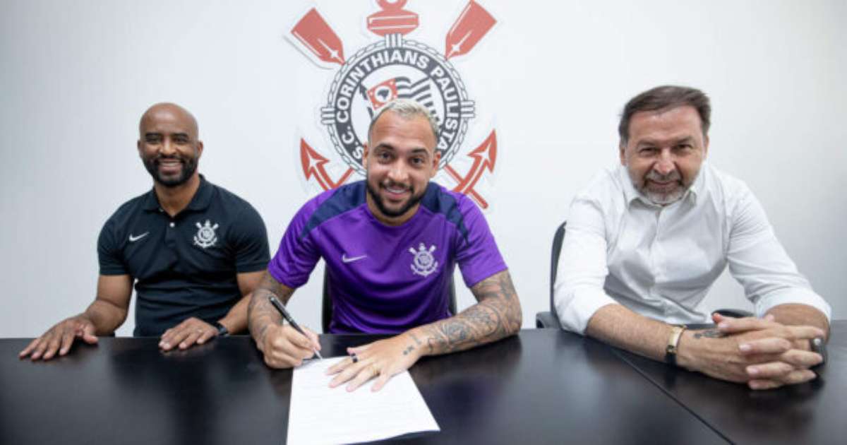 Corinthians anuncia renovação do empréstimo de Maycon